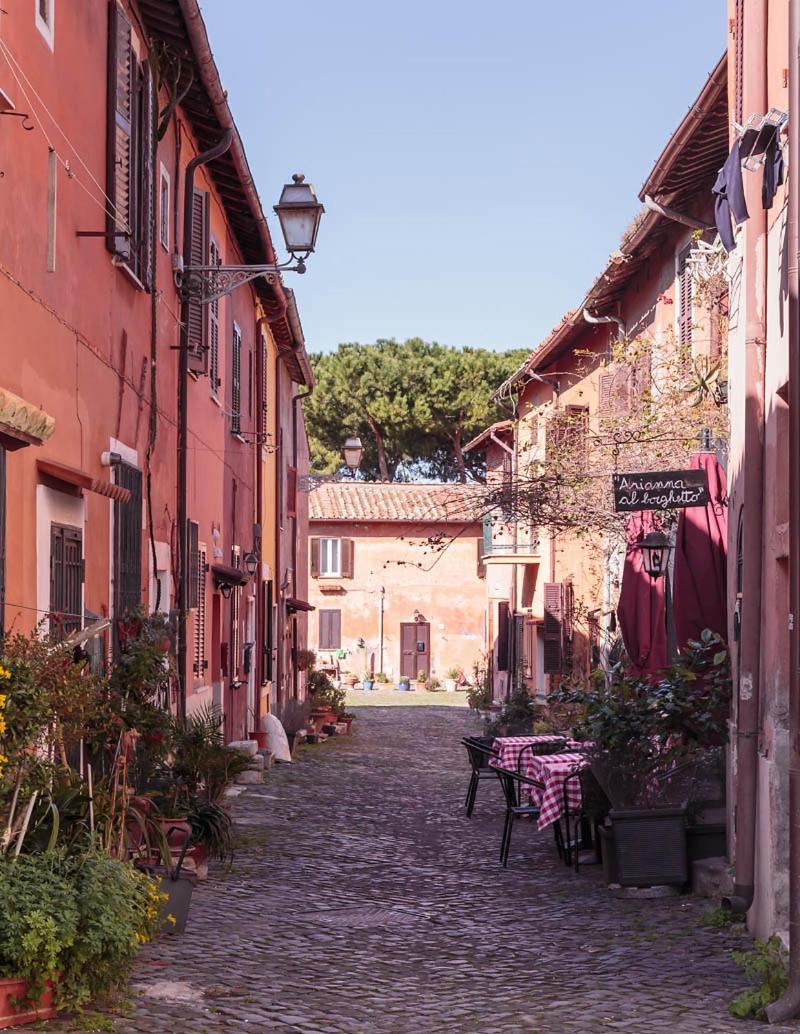 Ostia Antica - La Casa Di Laura B&B Bagian luar foto